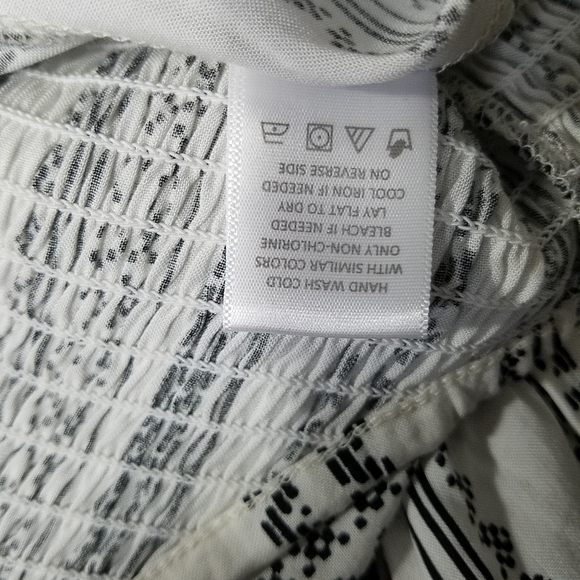 NWT Almost Famous Dress Large Black White Ruffled High Low - Picture 7 of 8